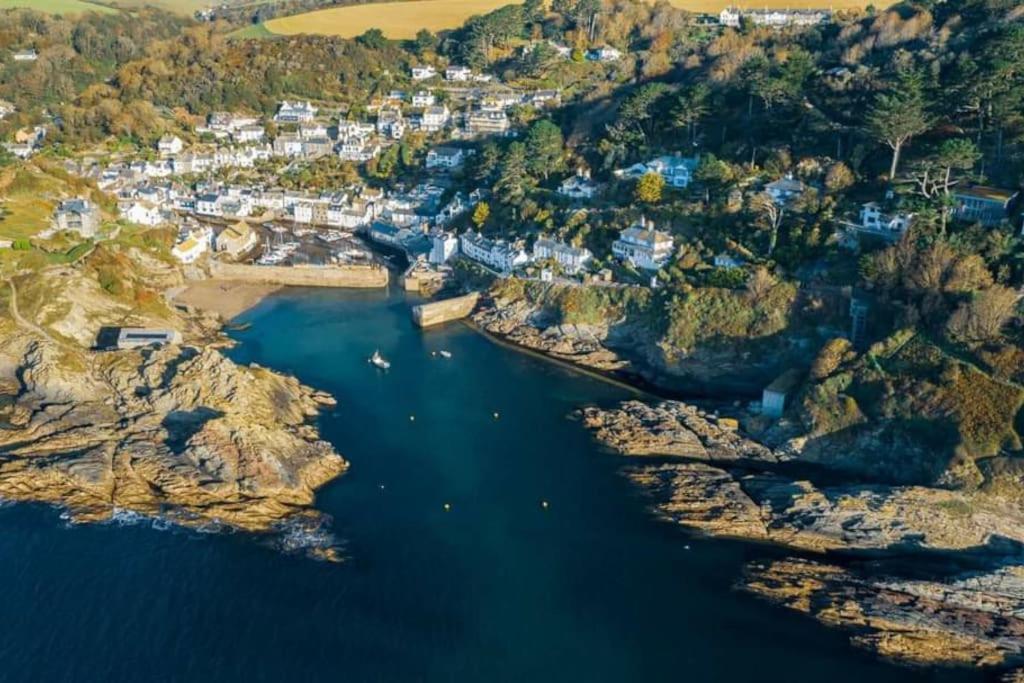 Bijou Coastal Apartment In Polperro With Hot Tub Onsite Parking Downhill Walk To Village المظهر الخارجي الصورة