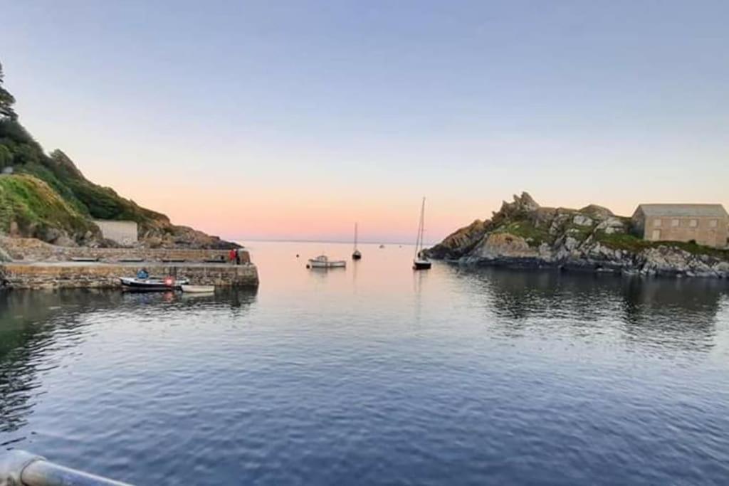 Bijou Coastal Apartment In Polperro With Hot Tub Onsite Parking Downhill Walk To Village المظهر الخارجي الصورة
