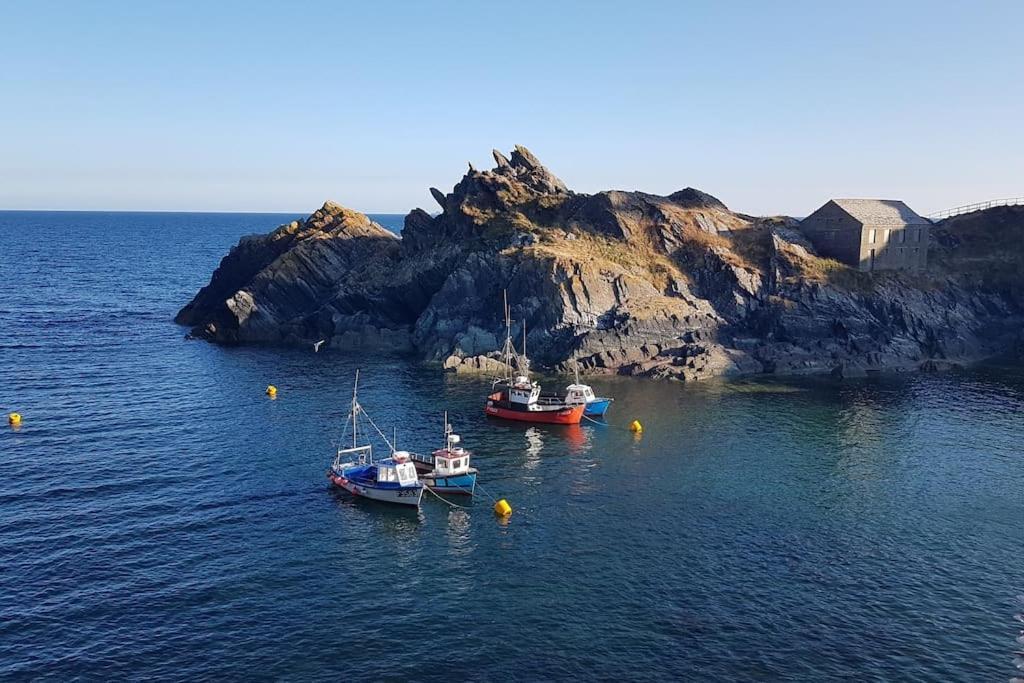Bijou Coastal Apartment In Polperro With Hot Tub Onsite Parking Downhill Walk To Village المظهر الخارجي الصورة