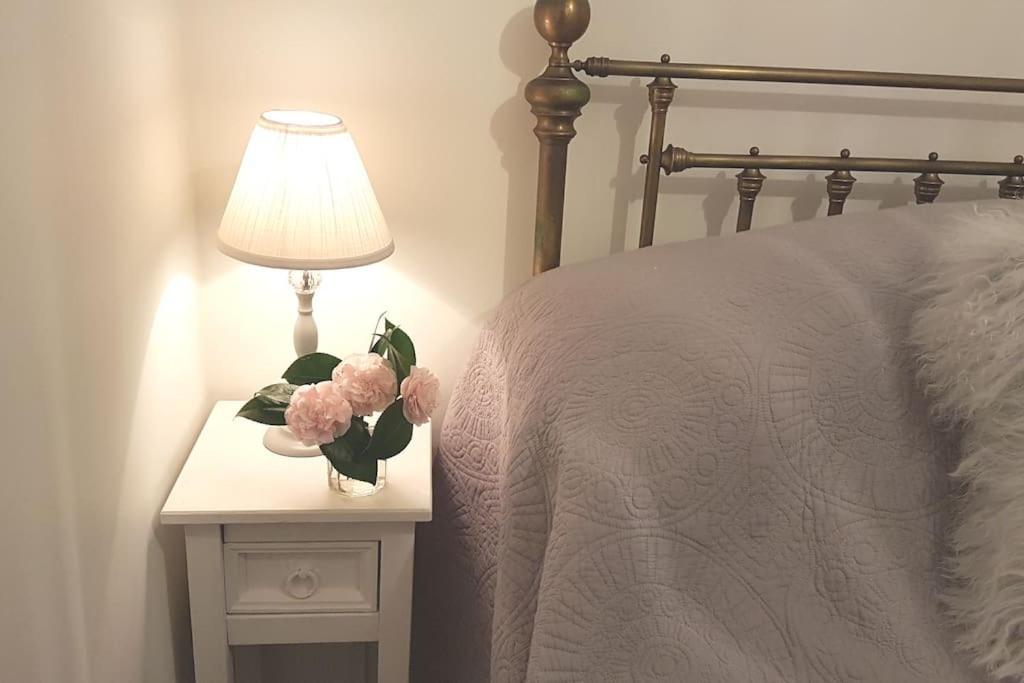 Bijou Coastal Apartment In Polperro With Hot Tub Onsite Parking Downhill Walk To Village المظهر الخارجي الصورة