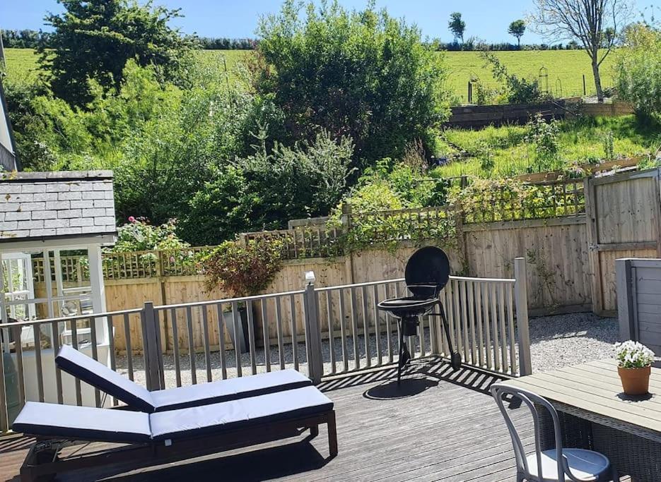 Bijou Coastal Apartment In Polperro With Hot Tub Onsite Parking Downhill Walk To Village المظهر الخارجي الصورة