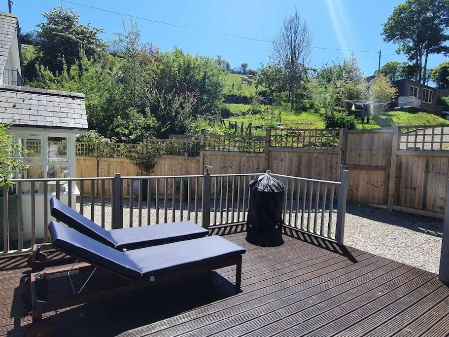 Bijou Coastal Apartment In Polperro With Hot Tub Onsite Parking Downhill Walk To Village المظهر الخارجي الصورة